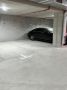 Izdajem garazno mesto nova zgrada