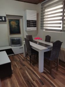 Izdajem stan