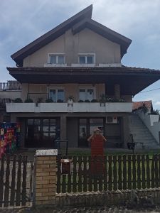 Na prodaju kuća u Ćirikovcu