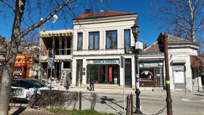 Izdaje se poslovni prostor 130m²
