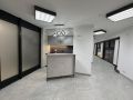 IZDAJE SE LOKAL - T. C. BARILI 52M2