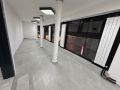IZDAJE SE LOKAL - T. C. BARILI 52M2