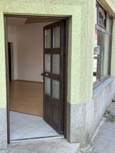 Izdajem lokal u Požarevcu od 45 m2
