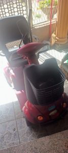 Prodaje se skuter na struju za starije