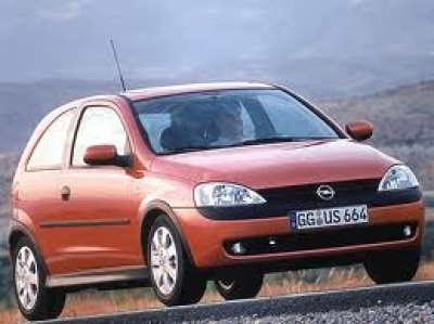 Opel polovni delovi za Corsu C, Corsu D...
