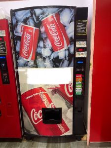 Vending Aparat Tecnomat za pice ~ sokove