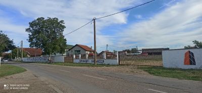 Izdajem plac 60 ari
