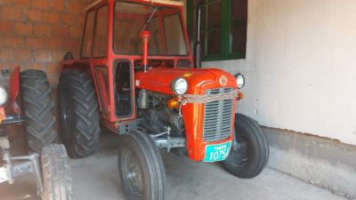 Na prodaju imt 533 full stanje