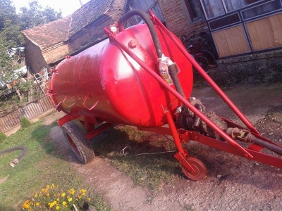 Pravim nove korpe za traktor,...