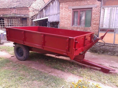 Pravim nove korpe za traktor,...