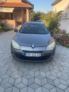 Moj auto