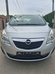 OPEL MERIVA 1.4 b. turbo 2011