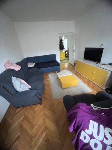 STAN KOD VUKOVOG SPOMENIKA
