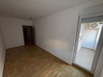 Nov stan za izdavanje – Dunavska 24, 45