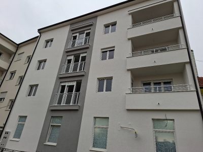 STAN OD 86m2 STROGI CENTAR NA PRODAJU