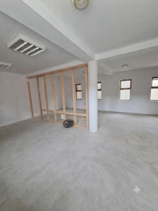 59m2 za 70000e Centar Kosovska