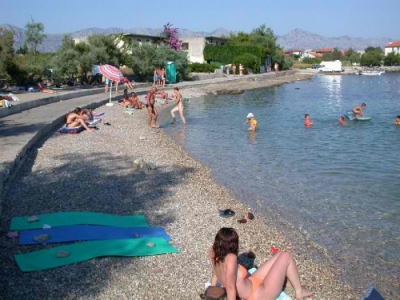 SUĆURAJ NA HVARU, iznajmljuje se...