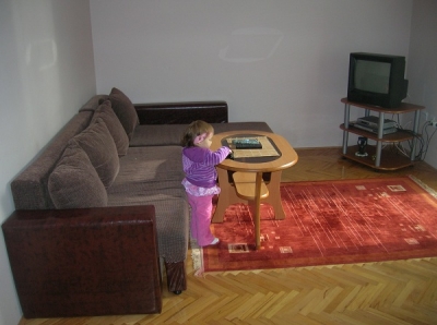 Izdajem cetvorokrevetne apartmane na...