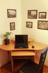 Jednosoban apartman na Vračaru, Crveni...