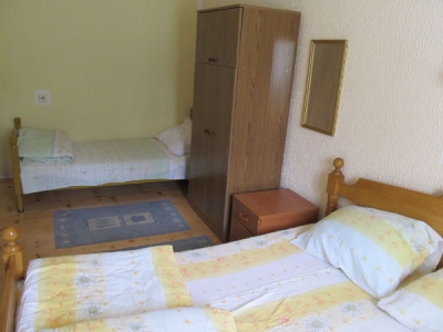 ZLATIBOR U mirnom ambijentu naselja...