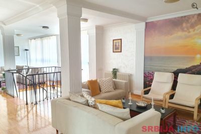 Četvorosoban Apartman Penthouse Vračar Beograd Vra