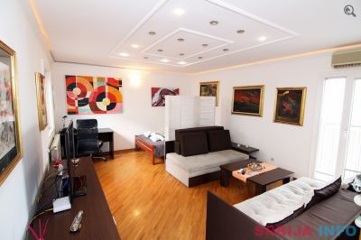 Trosoban Apartman Art 1 Beograd Centar