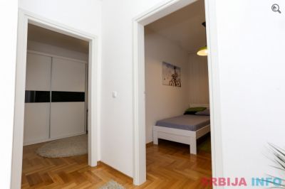 Trosoban Apartman Crveni krst Beograd Vračar